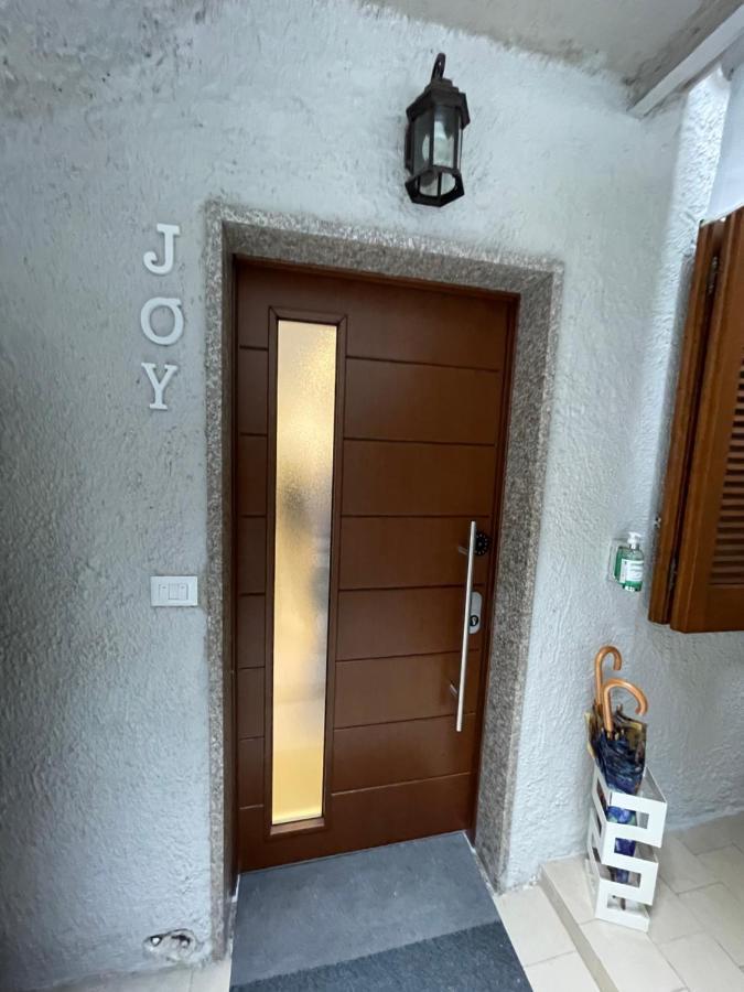 Blue House Varenna Exterior photo